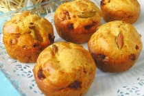 Muffins cu chorizo si rosii uscate